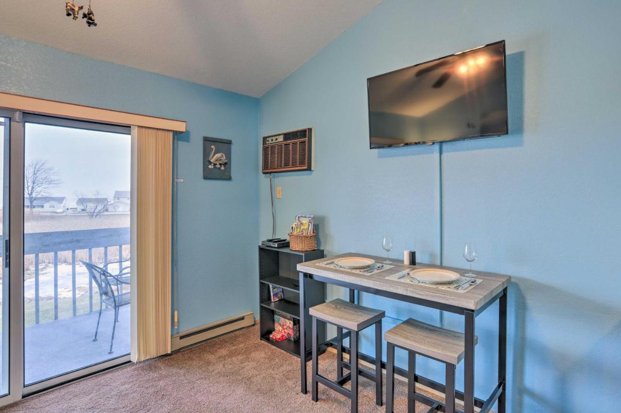 Condo With Balcony, Dock And Access To Lake Erie Sand Beach Eksteriør bilde